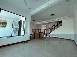 Taman Pelangi Double Storey Terrace For Rent