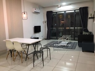 You Vista Fully Furnished and 6 min walk to MRT station