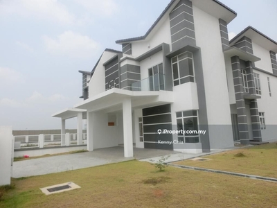 Semi D Corner Unit Double Storey Greenhill Residence U10 Shah Alam