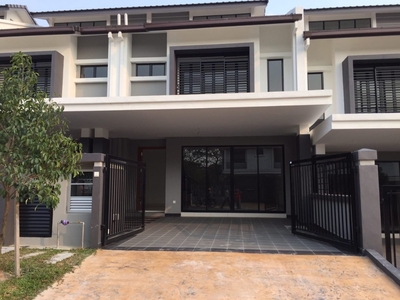 2 Storey Superlink Terrace @ Saffron Hills Denai Alam Shah Alam Big Built Up
