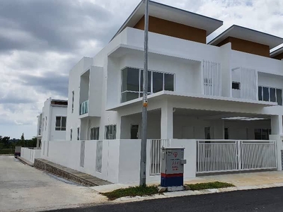 Brand New 2 Storey Terrace House Ara Sendayan End Lot