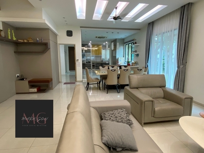 Corner House, Southbay Residences, 5 Bedrooms, Nice Furnished.