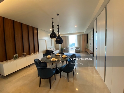 Modern, Elegant Corner Unit with KLCC View