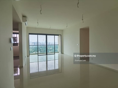 Very high floor Palace view 3 bedroom for sale