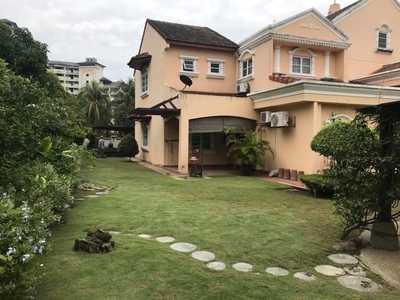 USJ 17 Bungalow for sale with matured & manicured garden