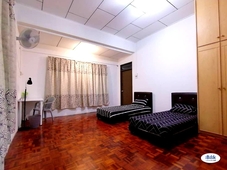 2 Share Master Room with Aircond WiFi Toilet, Chai Leng Park