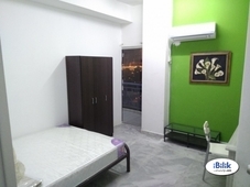 Comfort Private Middle Room at Ridzuan Condominum Sunway near Sunway Pyramid Shopping Center