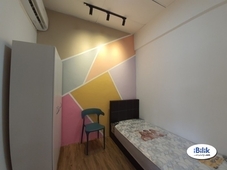 convenience (MCO free rental) single room near IOI mall and LRT station
