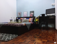 Cozy Middle Room @ Taman Blossom, Seremban