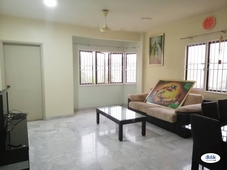 Desa Aman Puri unit with swimming pool and allocated car park