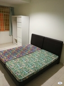 Full Furnish Bedroom with Aircon For Chinese, Bukit Jambul
