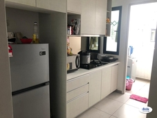 Fully Furnished Comfortable Original Big Middle Room With Window at DSands Residence, Old Klang Road