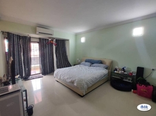 FULLY FURNISHED - Ready to Move In - Master Room at Bandar Utama, Petaling Jaya