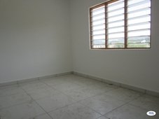 Large Room at Pahlawan Apartment, Cheras South