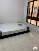 (Limited Time Only) Free 1st Month Rental ,New Bed Fully Furnished Middle Aircond Room at Palm Spring, Kota Damansara