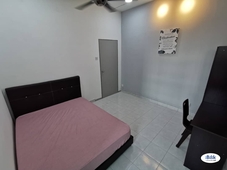 Middle Room at 162 Residency, Selayang
