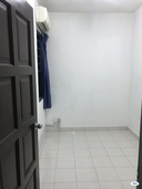 Middle Room at Bandar Sri Damansara, Petaling Jaya