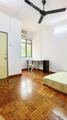 Middle Room at Bandar Utama, Petaling Jaya
