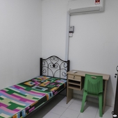 Middle Room at PJS 9, Bandar Sunway