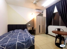 Middle Room at PV12, Setapak, Close to Setapak Central, Free WIFI+Utilities+Cleaning Service, Fully-Furnished
