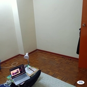Middle Room at Vista Angkasa, Pantai