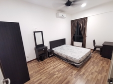 Middle Room, Old Klang Road, 1 month deposit, short term available, Riverville residence