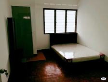 Middle Room With Attached Bathroom at Klang, Selangor