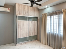 Privacy Master Room Attached Bathroom With Car Park & Utilities Bandar Utama Tropicana Damansara