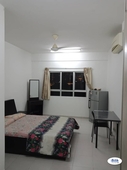[Rent reduce] Master Room at Suria Jelatek Residence, Ampang Hilir near LRT Jelatek KLCC Ampang Park Gleneagles