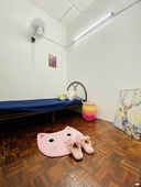 ? RM1 FOR 2nd Month ? Small Room for rent SS2 PJ. Near LRT Taman Bahagia //Sea Park // Taman Paramount