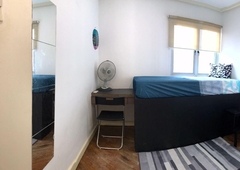 Single Room at Suasana Sentral !! nearby offices , mall, and walkable to KL Sentral area . Affordable and clean