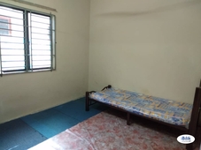 Single Room at Sungai Udang, Melaka