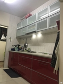 Small bedroom at Connaught Avenue with AirCond, Cheras (female only)