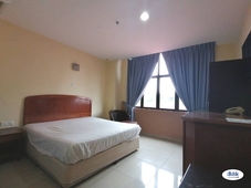 Sultan Ismail LRT Master Room + attached Bathroom at Chow Kit, KL City Centre
