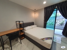 Taman Desa (KL), New Reno, Clean Fully Furnished Room (Free Utilities, WiFi & Cleaning)