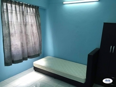 [WiFi + Aircond] Middle Room with at Green Acre Park, Bandar Sungai Long