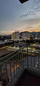 1-World Condo *NICE OPEN-VIEW* 1380SF 3-Bedrooms 2-Covered Carparks
