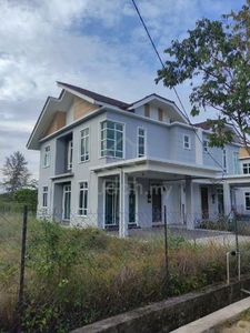 2 storey Semi-D House for rent