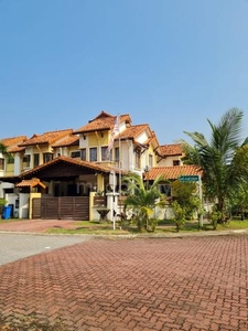 A Spacious Corner Lot Terrace House in Bukit Jelutong