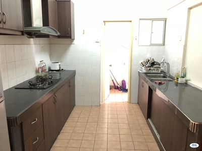[Aircon] Single Room at Wangsa Metroview Townvilla/5-mins walk LRT Wangsa Maju