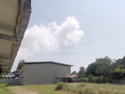 Batu Maung - Industrial land + Ware House / 22kSF / Freehold