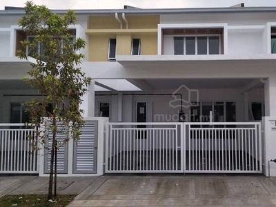 Double storey terrace Laman Sendayan Delia,Bandar Sri Sendayan