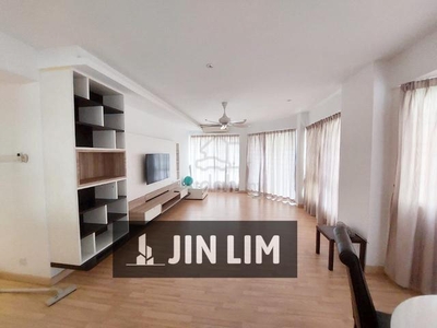 [ Exclusive ] Gold Coast Condo, Renovated Furnished 1600sqft 1 Parking