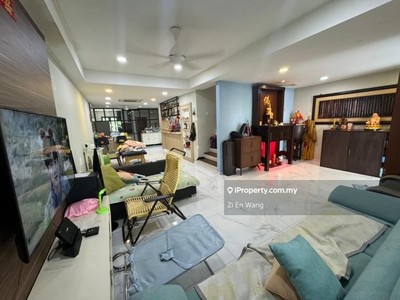 Freehold, Full Reno, Good Condition, 2sty Taman Kepong