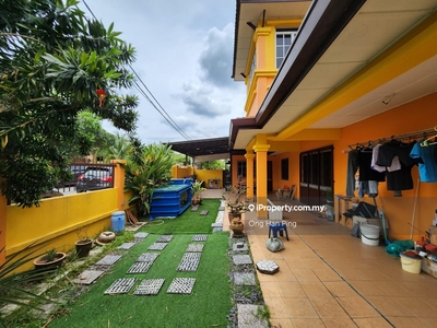 Fully extended corner double storey terrace for sales at Kajang