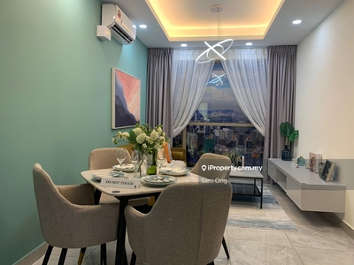 KL Freehold Condominium with Fully Furnished