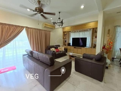 Non bumi Renoveted 2 sty bungalow seremban 2 green stree home freehold