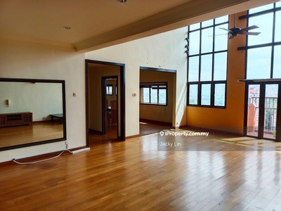 Penthouse for sale in Robson Height. Brickfield, KL sentral, Midvalley