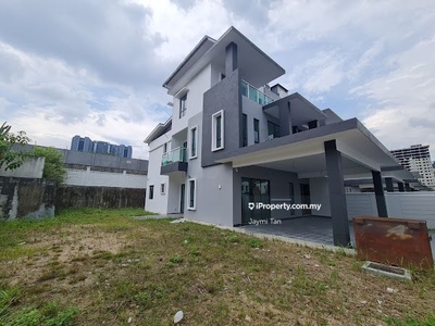 Rafflesia Residence Bandar Sungai Long 3 sty semi d for sale