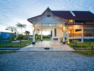 Rumah Semi-D Tradisional Moden 1 1/2 tingkat @ Bukit Katil